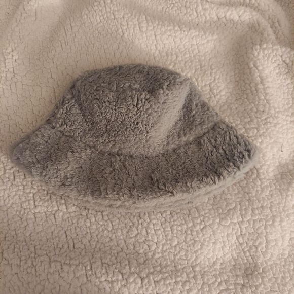 Fleece Bucket Hat - Picture 3 of 6